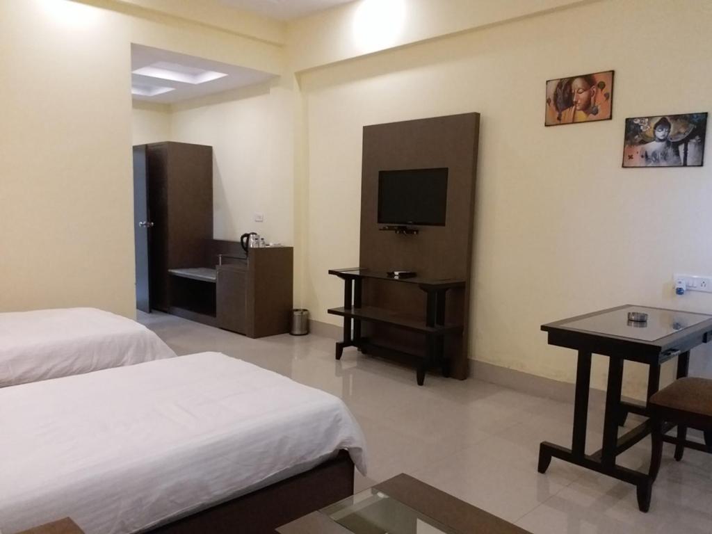 Hotel Sravasti Residency Katra  Exterior foto